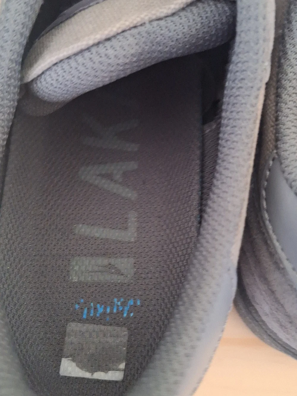 Lakai Limited Cambridge Charcoal Shoes Size 9